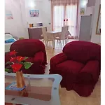 Casa Ginestra Vicino Alle Spiagge Di Caprera Con Balcone E Parcheggio Apartamento
