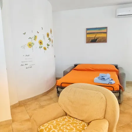 Ginestra Con Parcheggio Privato *